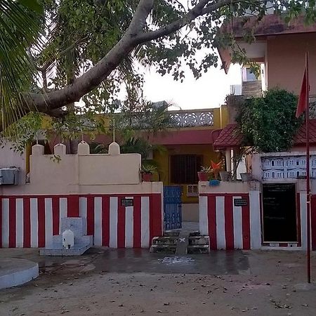 Shakti Family Guest House 马哈巴利普拉姆 外观 照片